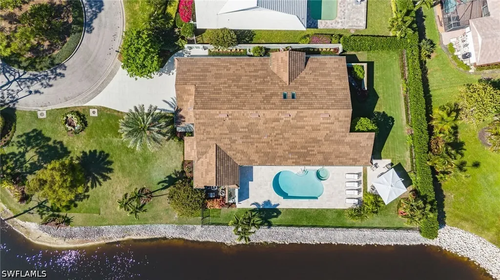 805 Lake Vista Court Naples FL 34108