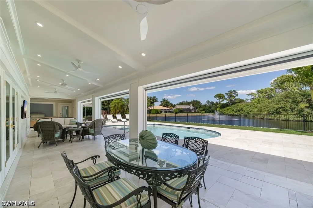 805 Lake Vista Court Naples FL 34108