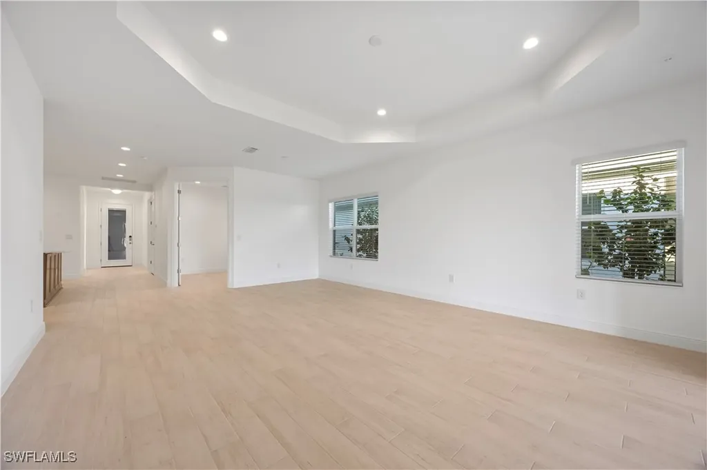 4580 Skysail Drive Naples FL 34120
