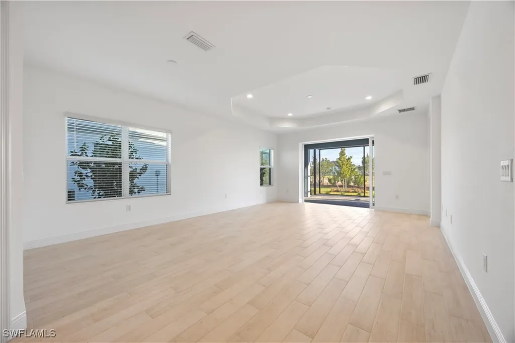4580 Skysail Drive Naples FL 34120