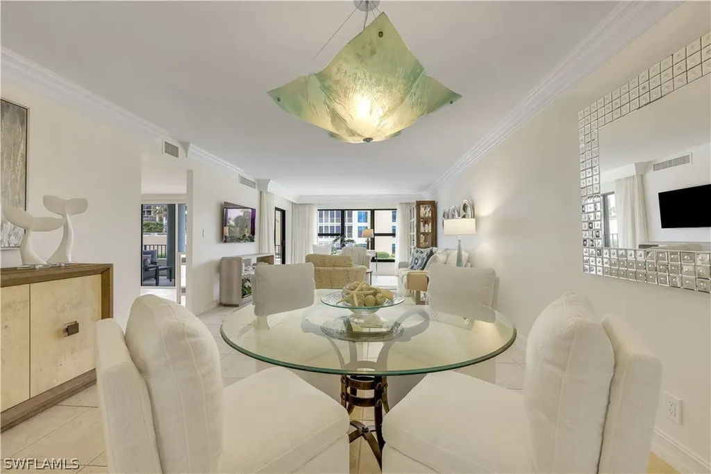 4451 Gulf Shore Boulevard N Naples FL 34103