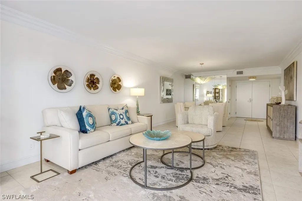 4451 Gulf Shore Boulevard N Naples FL 34103