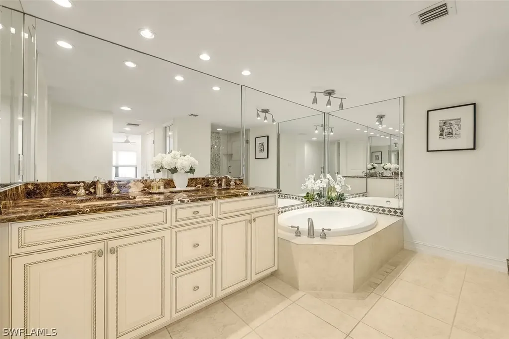 4451 Gulf Shore Boulevard N Naples FL 34103