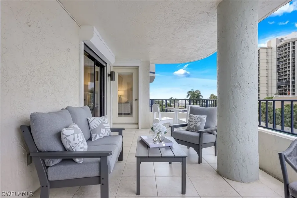 4451 Gulf Shore Boulevard N Naples FL 34103