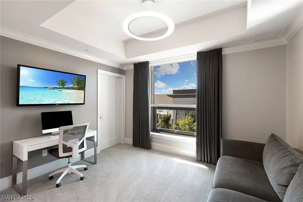 9123 Strada Place Naples FL 34108