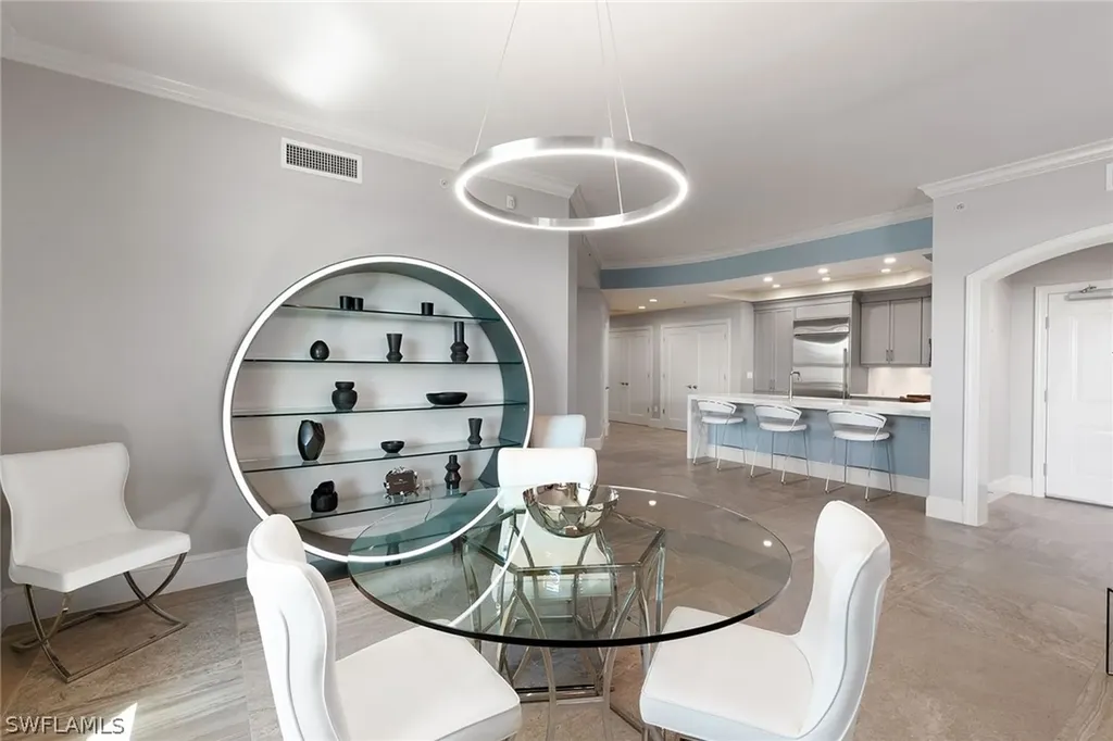 9123 Strada Place Naples FL 34108