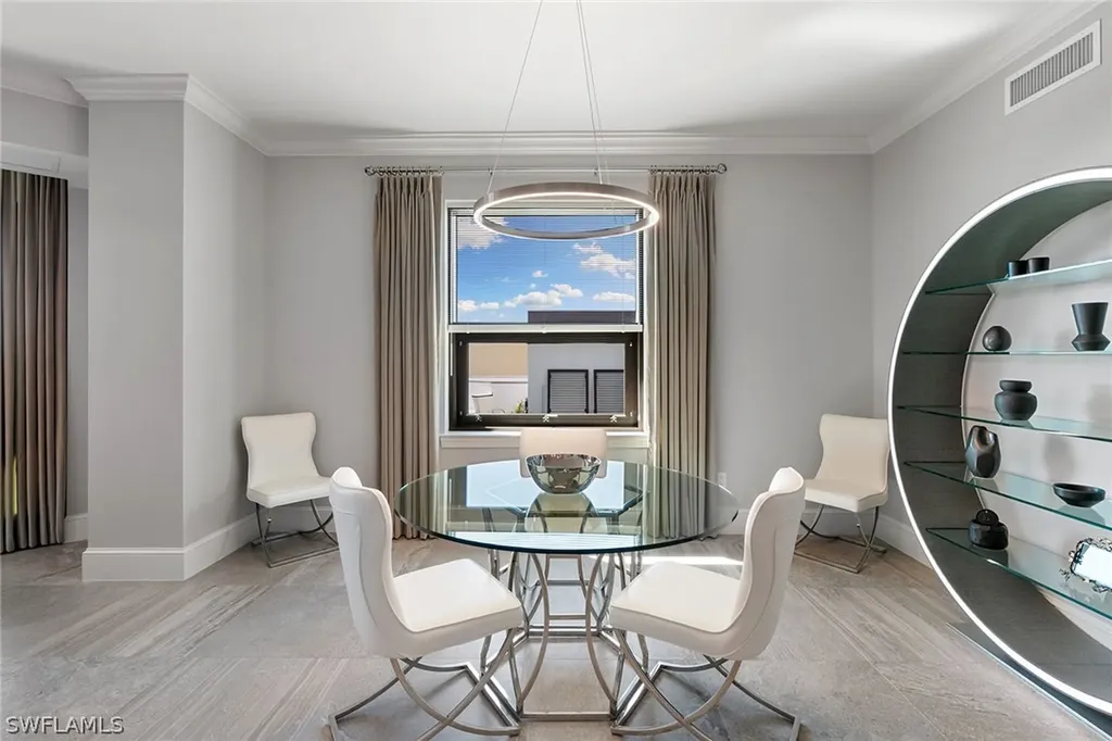 9123 Strada Place Naples FL 34108