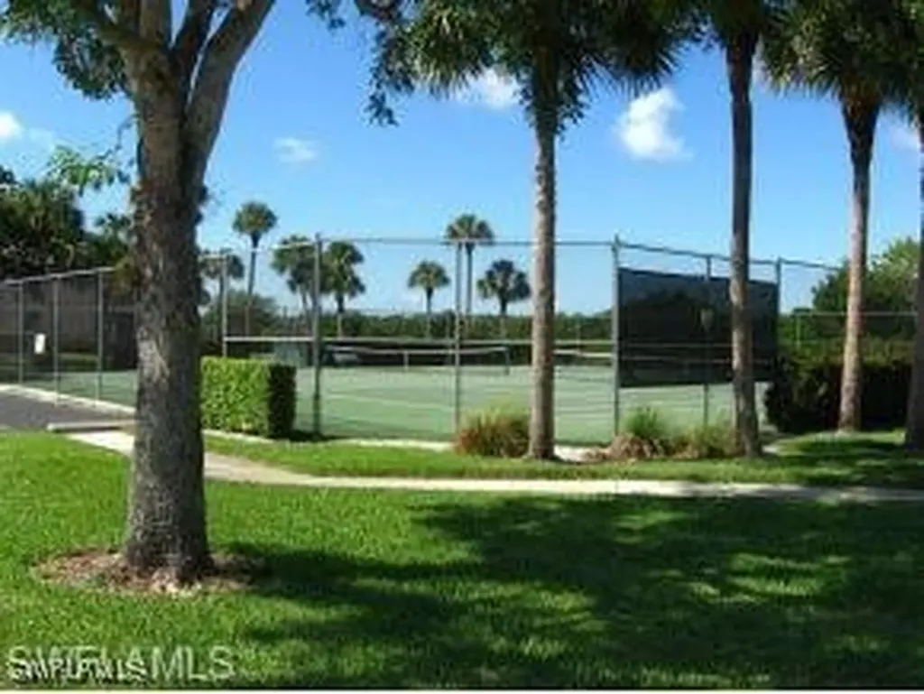 1315 Mainsail Drive Naples FL 34114