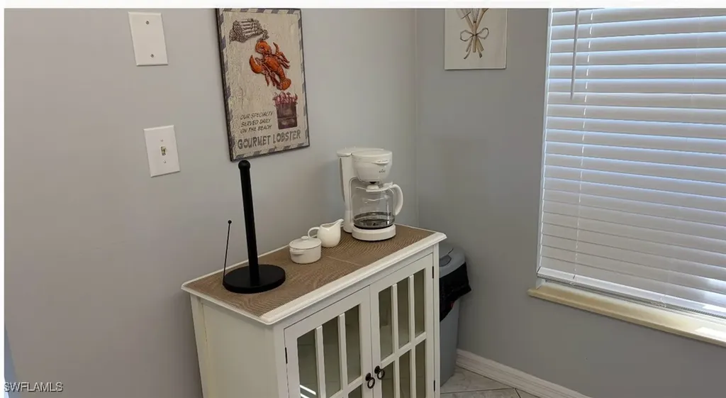 1315 Mainsail Drive Naples FL 34114