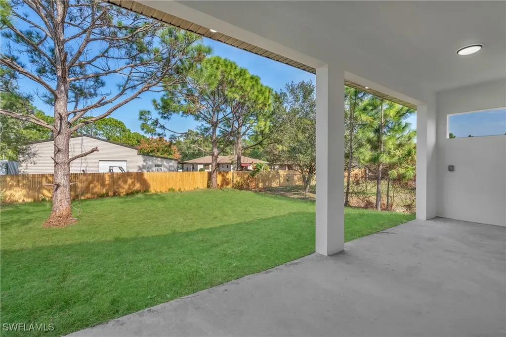 3418 8th Street SW Lehigh Acres FL 33976