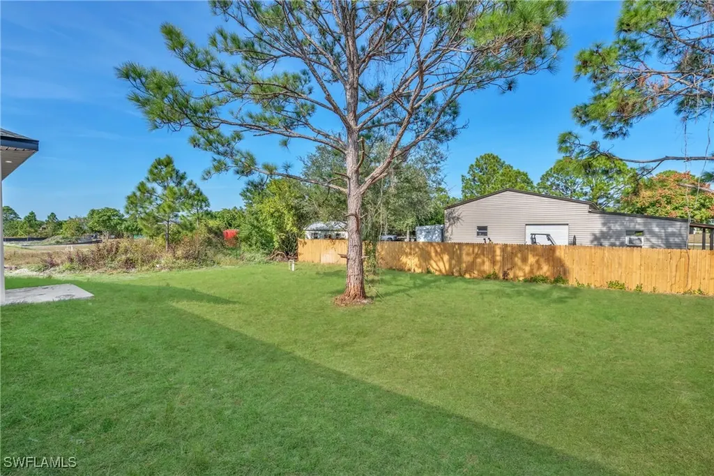 3418 8th Street SW Lehigh Acres FL 33976