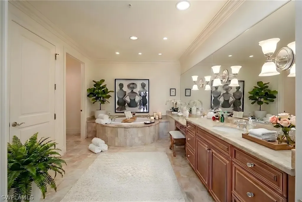 1400 Gulf Shore Boulevard N Naples FL 34102