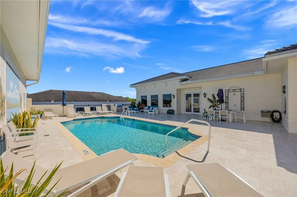 1400 Gulf Shore Boulevard N Naples FL 34102