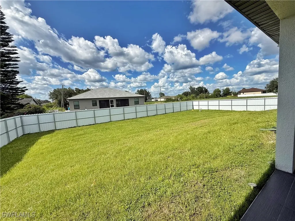 4216 23rd Street SW Lehigh Acres FL 33976