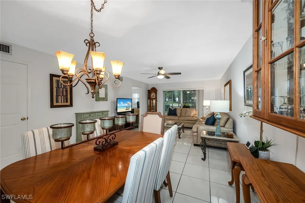 200 Valley Stream Drive Naples FL 34113