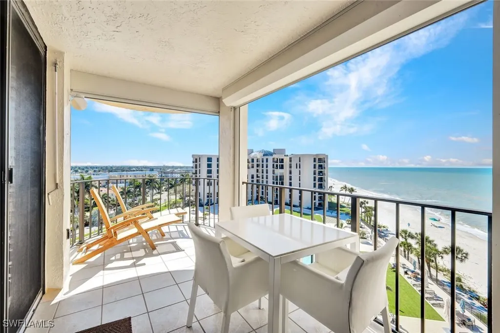 3215 Gulf Shore Boulevard N Naples FL 34103