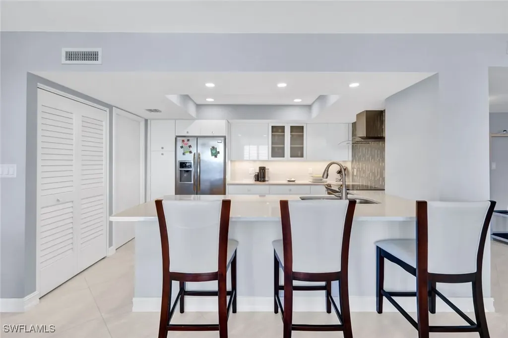 3215 Gulf Shore Boulevard N Naples FL 34103
