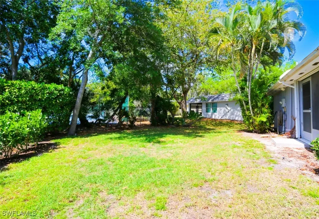 225 Georgetown Boulevard Naples FL 34112