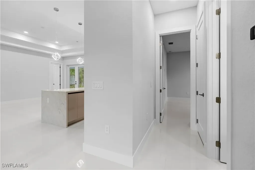3433 66th Avenue NE Naples FL 34120