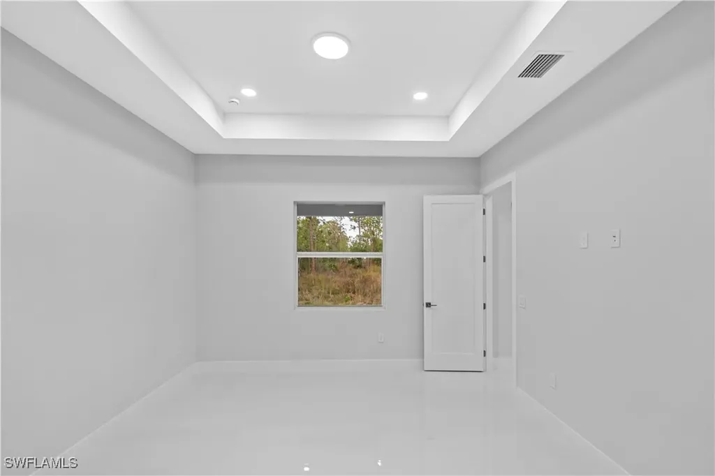 3433 66th Avenue NE Naples FL 34120
