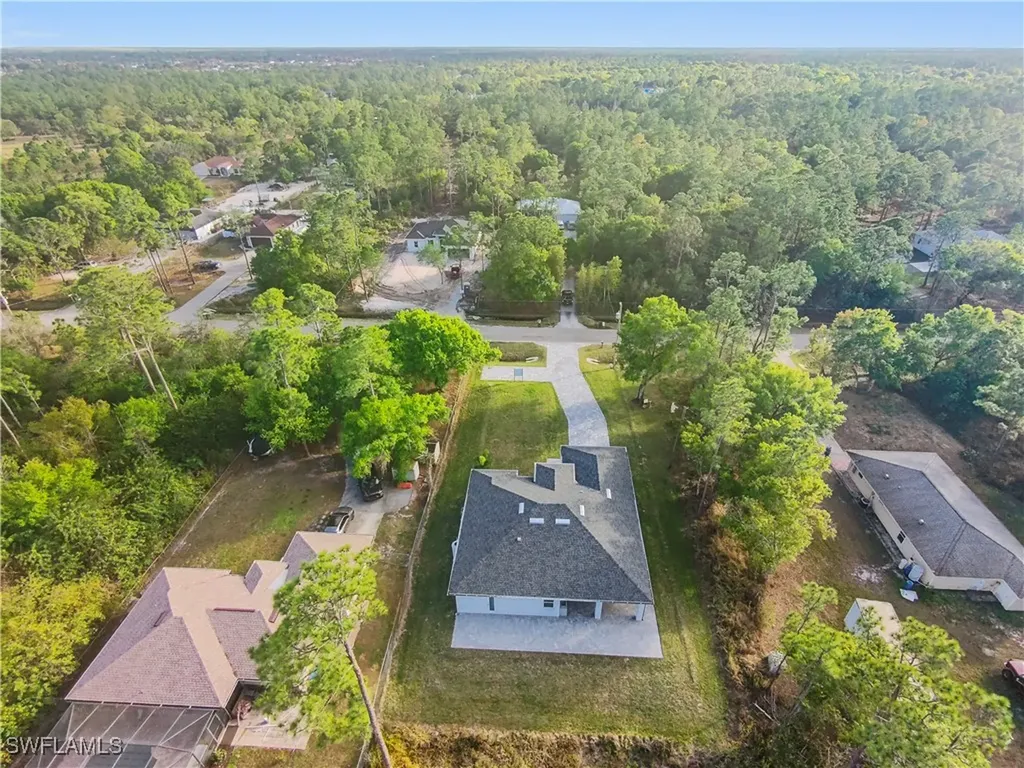 3433 66th Avenue NE Naples FL 34120
