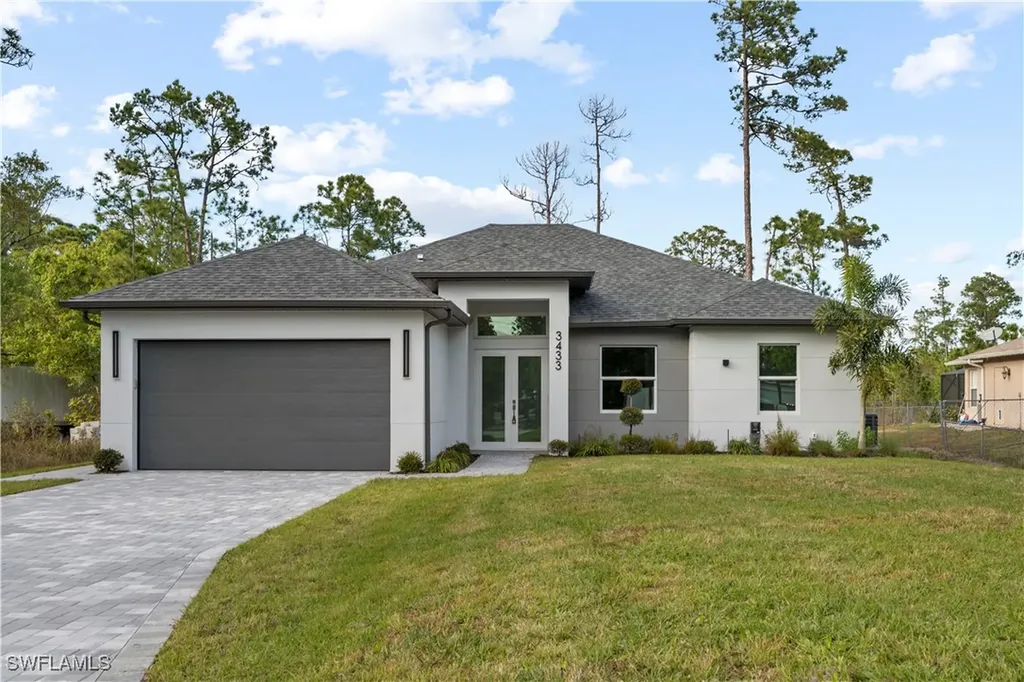 3433 66th Avenue NE Naples FL 34120