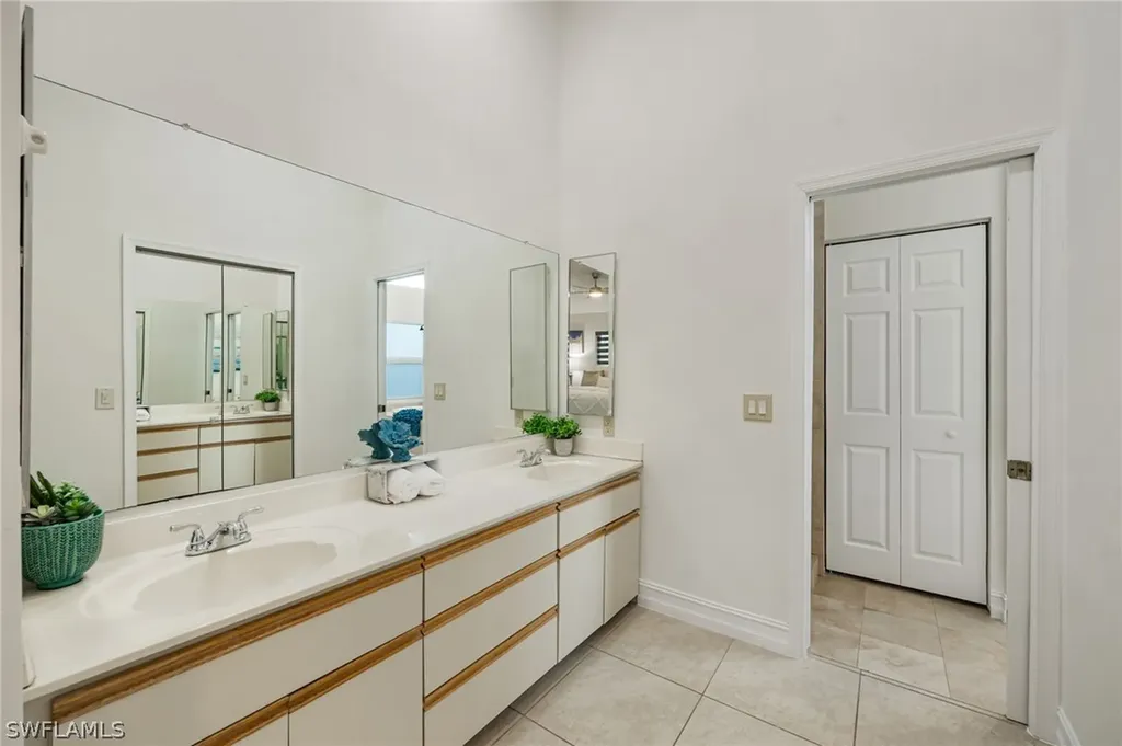 113 Quail Hollow Court Naples FL 34113