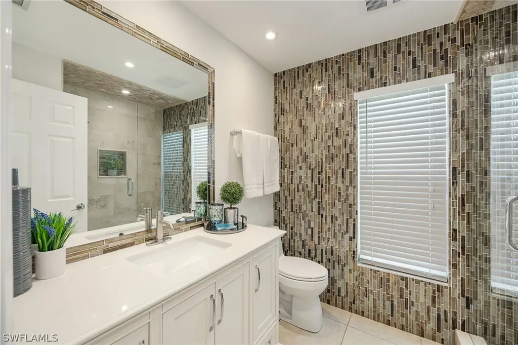113 Quail Hollow Court Naples FL 34113