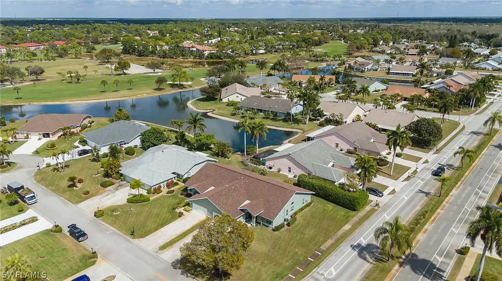 113 Quail Hollow Court Naples FL 34113