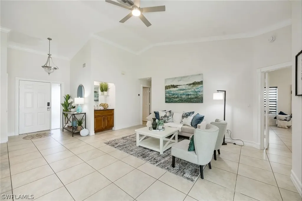 113 Quail Hollow Court Naples FL 34113