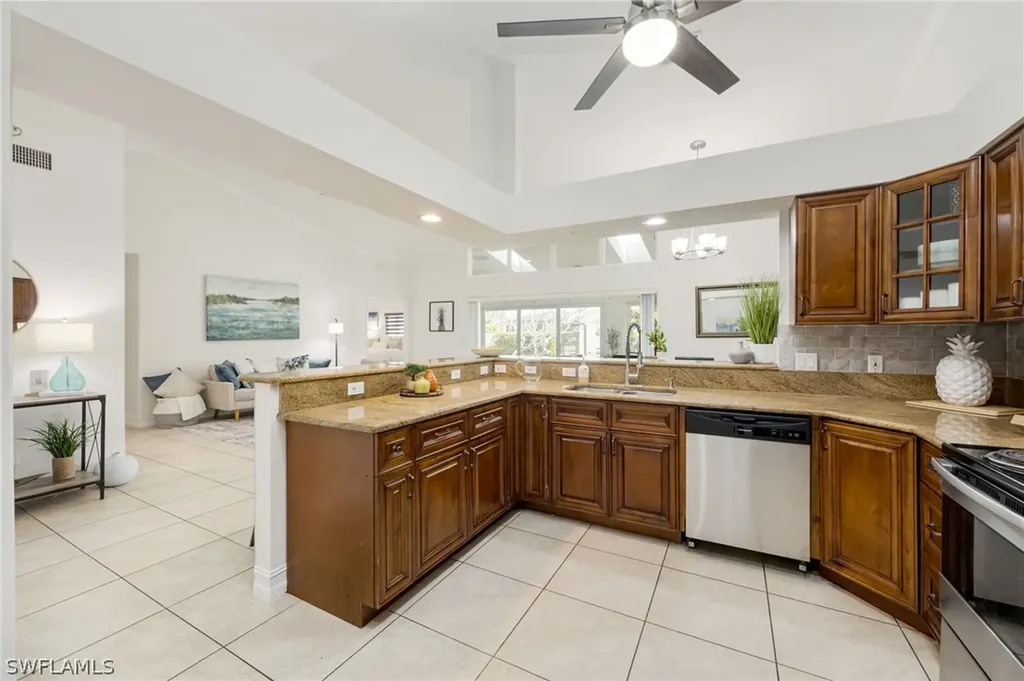 113 Quail Hollow Court Naples FL 34113