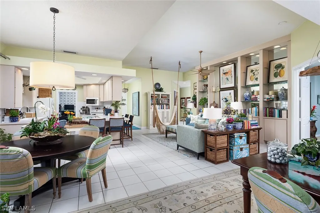 3822 Huelva Court Naples FL 34109