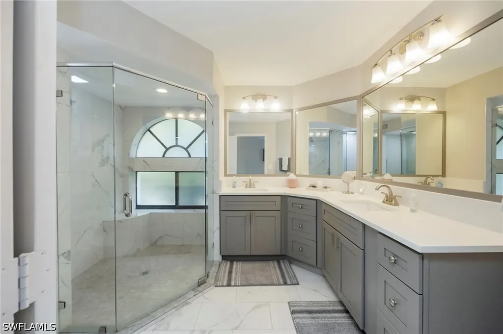 592 Beachwalk Circle Naples FL 34108