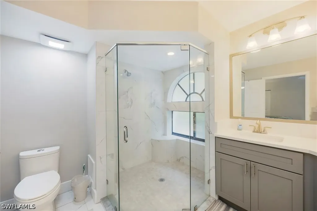592 Beachwalk Circle Naples FL 34108