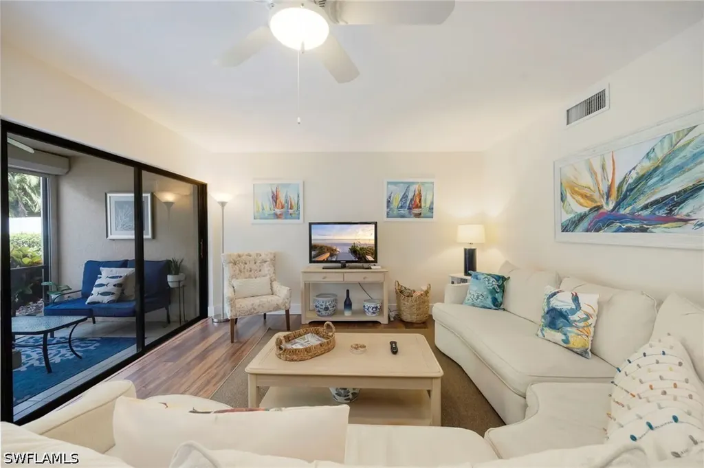 592 Beachwalk Circle Naples FL 34108