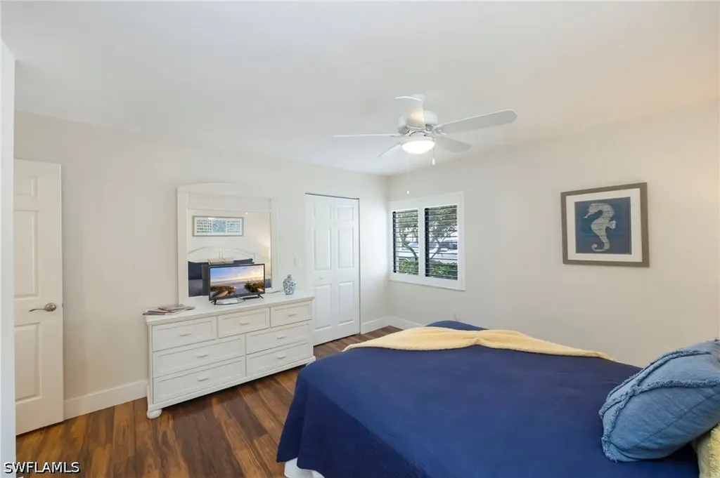 592 Beachwalk Circle Naples FL 34108