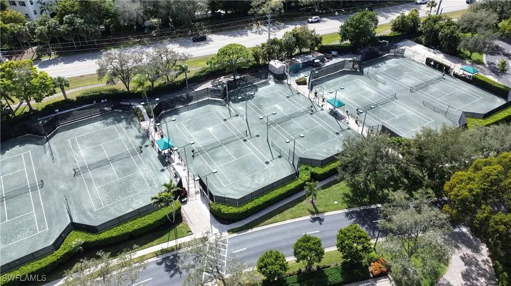 592 Beachwalk Circle Naples FL 34108