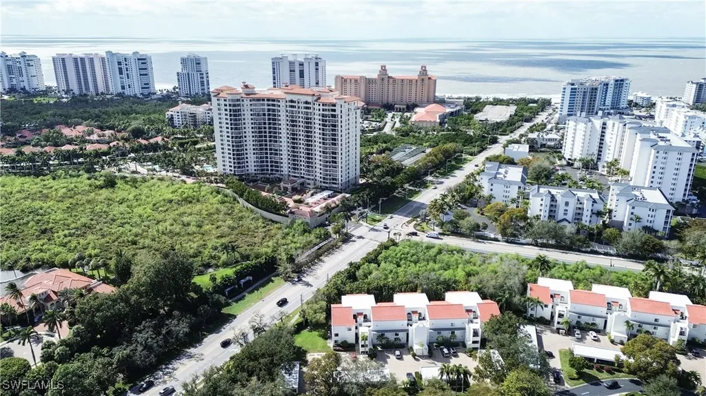 592 Beachwalk Circle Naples FL 34108
