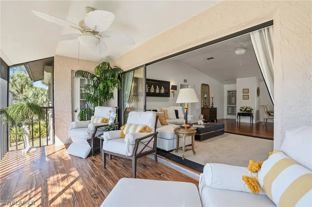 3231 Horse Carriage Way Naples FL 34105