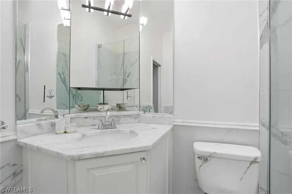 3231 Horse Carriage Way Naples FL 34105