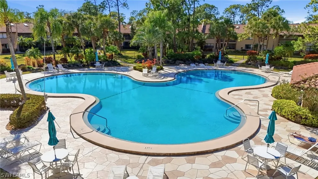 3231 Horse Carriage Way Naples FL 34105