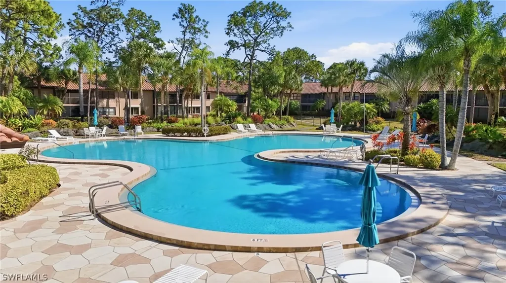 3231 Horse Carriage Way Naples FL 34105