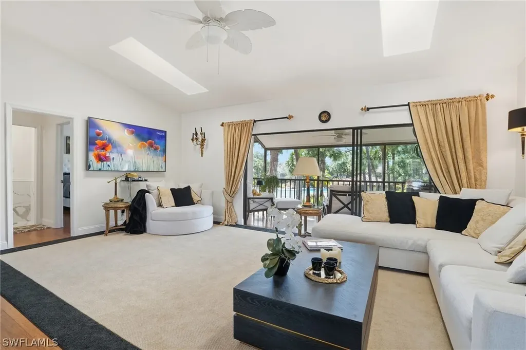 3231 Horse Carriage Way Naples FL 34105