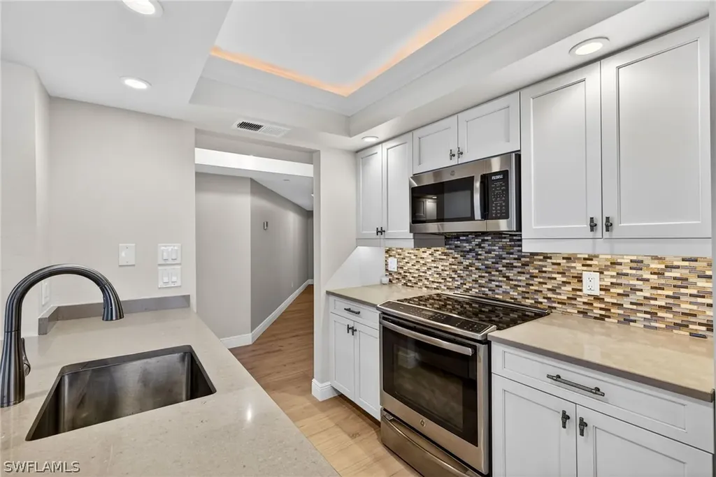 6020 Pelican Bay Boulevard Naples FL 34108