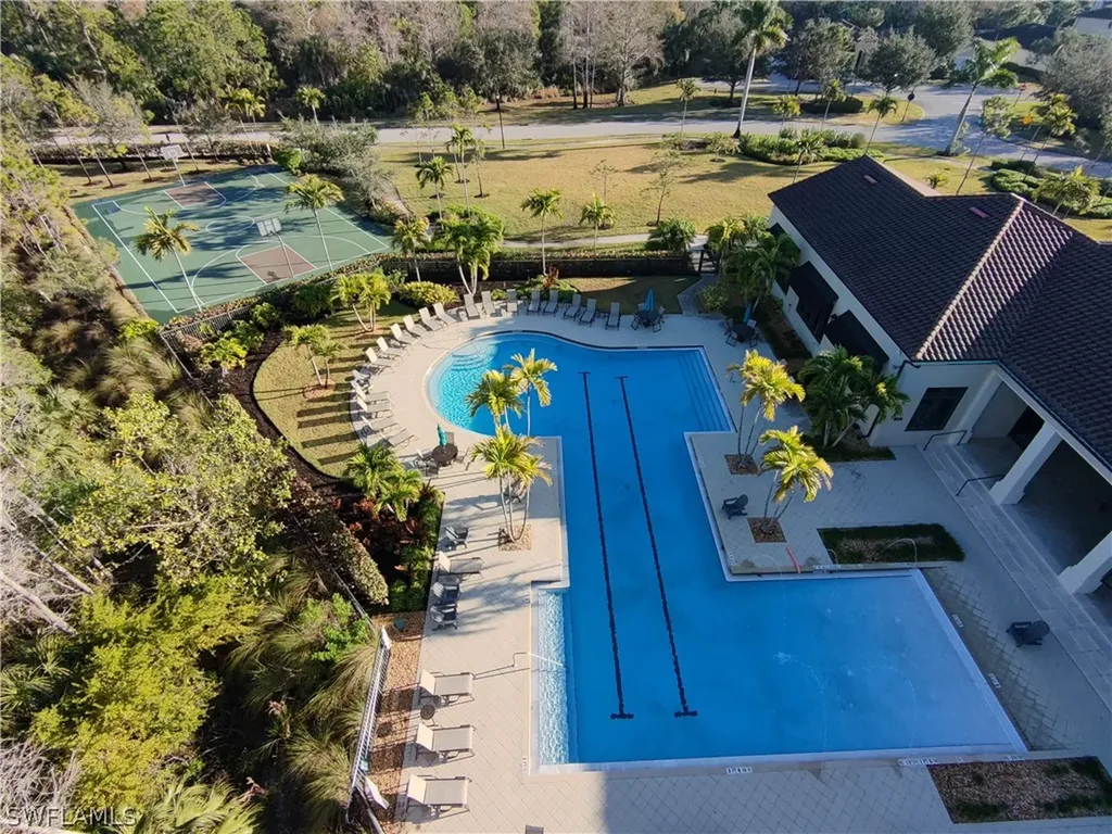 4284 Raffia Palm Circle Naples FL 34119