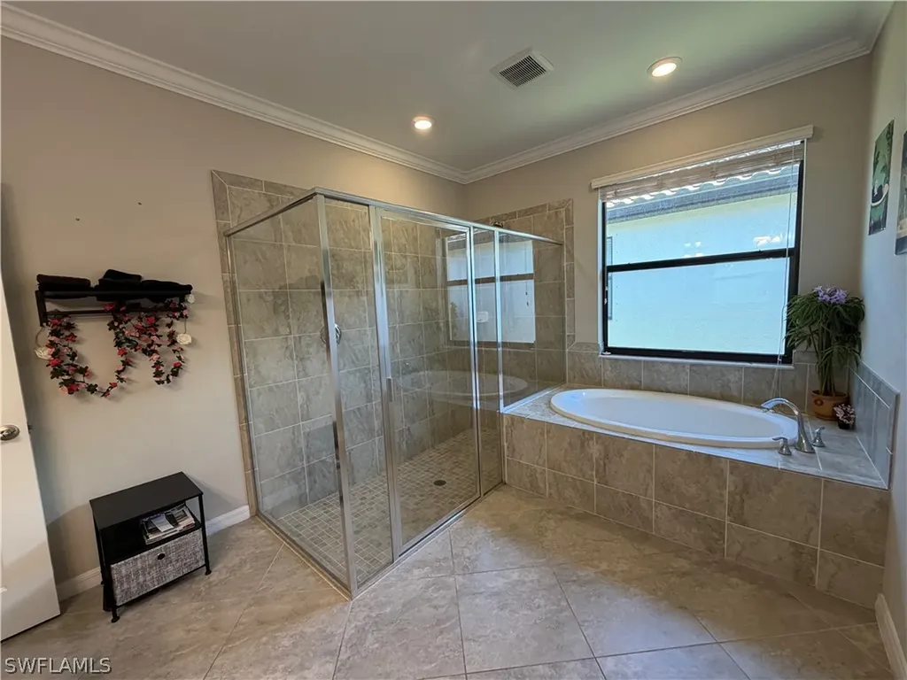 4284 Raffia Palm Circle Naples FL 34119