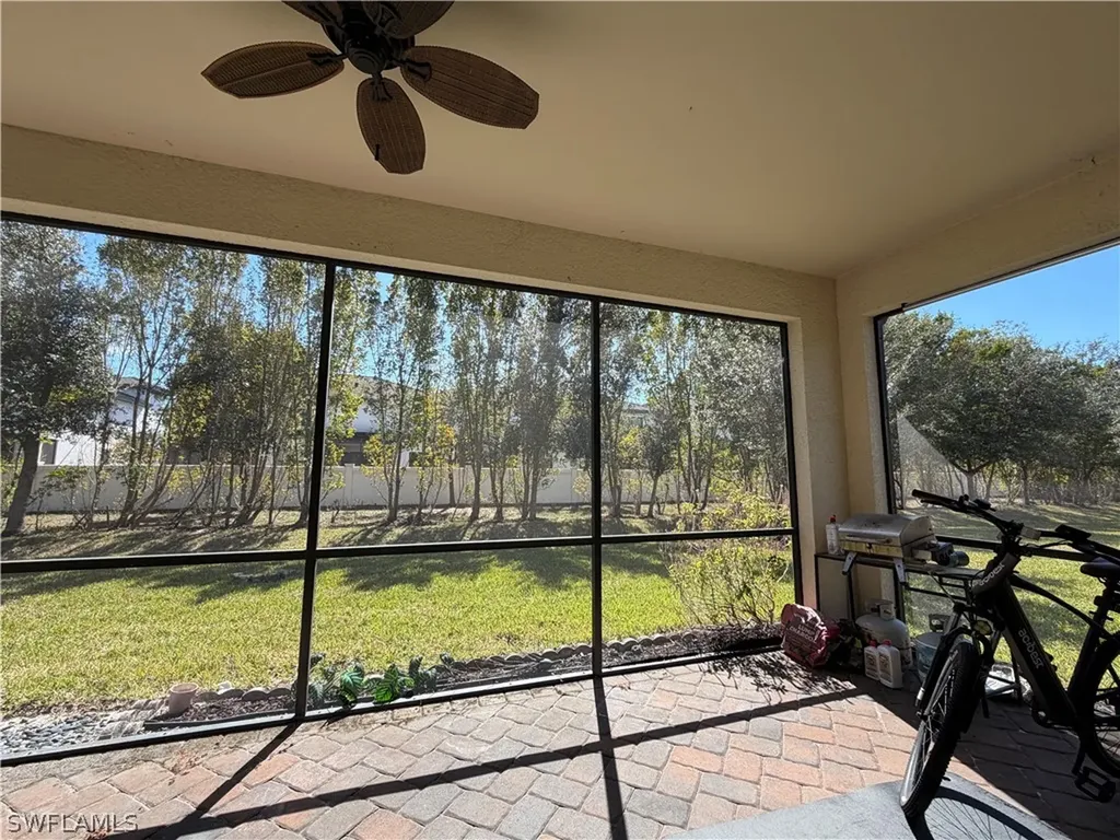 4284 Raffia Palm Circle Naples FL 34119