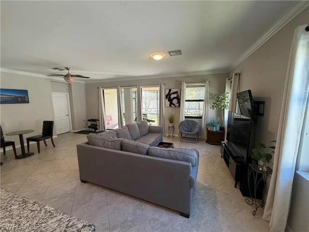 4284 Raffia Palm Circle Naples FL 34119