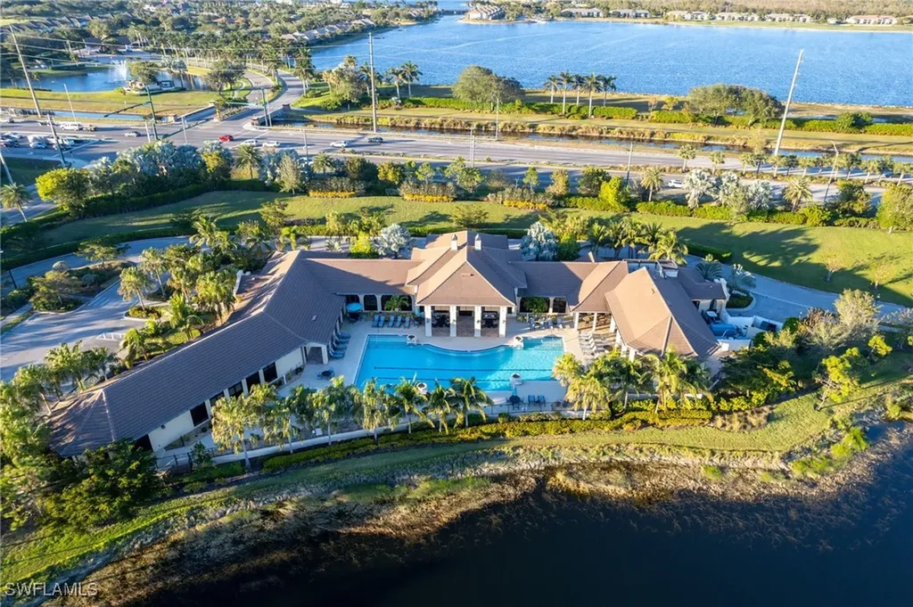 2351 Montserrat Lane Naples FL 34120