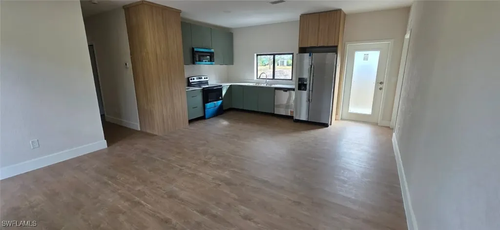 1016 Butler Street E Lehigh Acres FL 33974